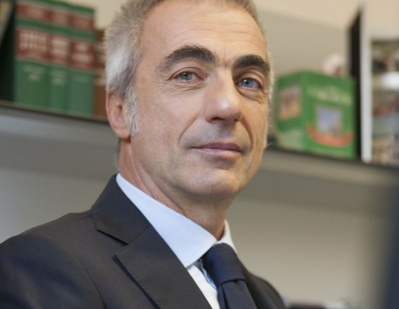 Dott. Stefanobarnaba Turchi Dott. Stefanobarnaba Turchi