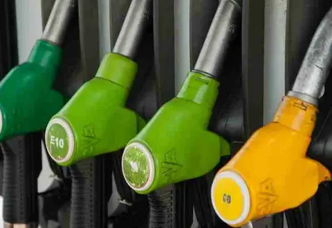 FATTURA ELETTRONICA PER I CARBURANTI RINVIATA AL 1° GENNAIO 2019